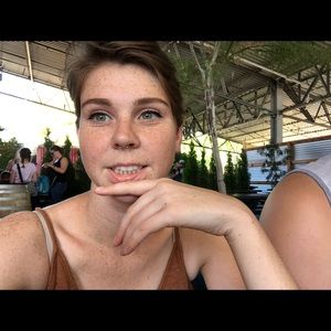 Meet your Posher, Christy